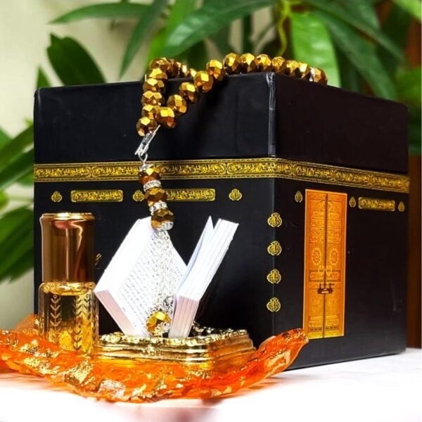 🌙 Mini Qur’an Gift Set – (Pocket Size) with Attar & Tasbih